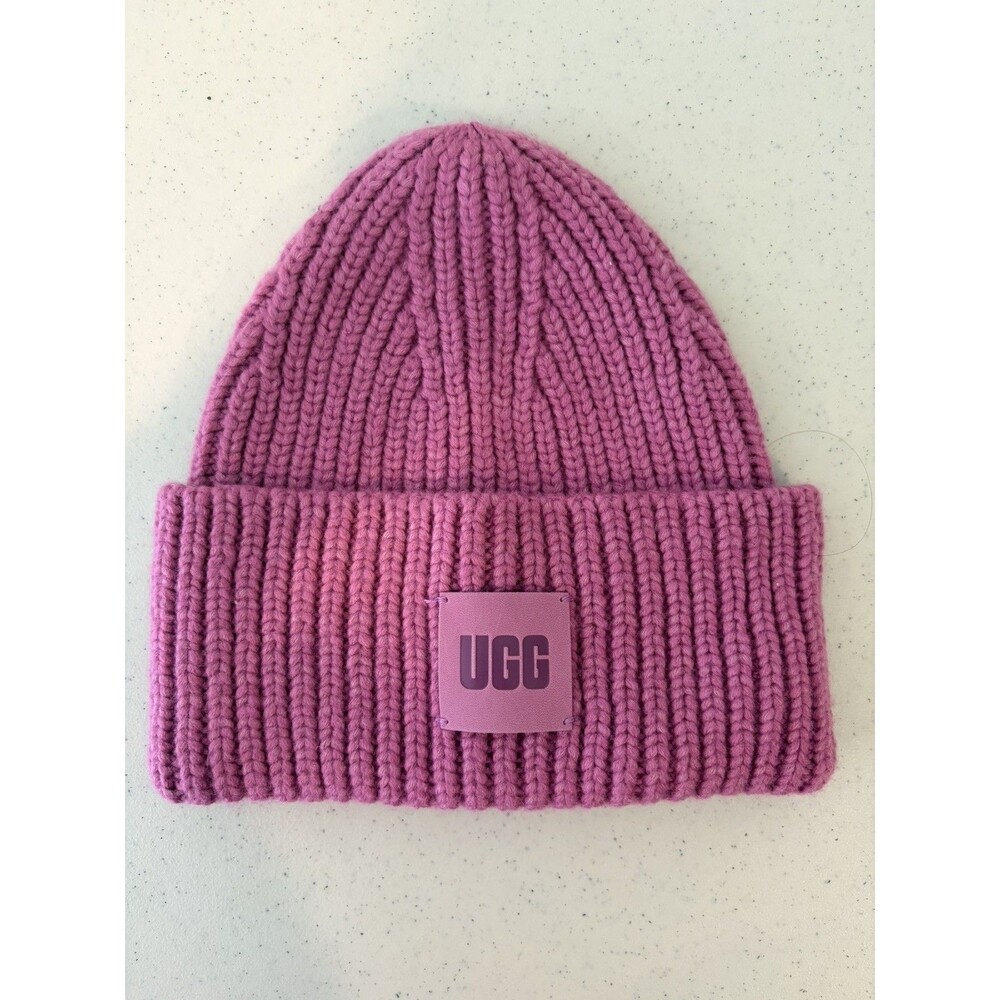 UGG Women's Chunky Rib-Knit Logo Patch Beanie in Purple Mauve, OS